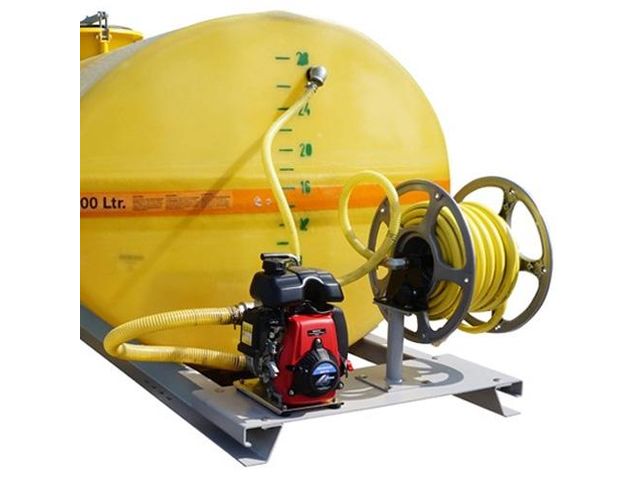 Ensemble Cuve PFV Ovale 600 Litres quip e Sur Plateau Avec Pompe 
