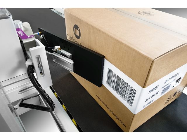 Etiquetage automatique des cartons de regroupement avec les systèmes 2200 - produit présenté par MARKEM-IMAJE
