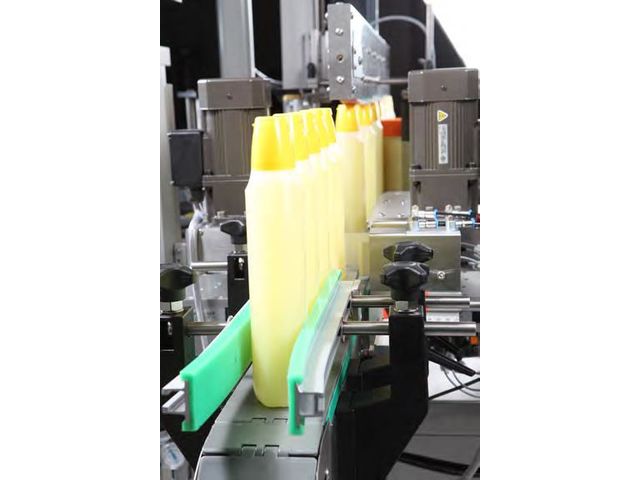 Prix Etiqueteuse automatisée pour étiquetage enveloppant et latéral : Geset 300