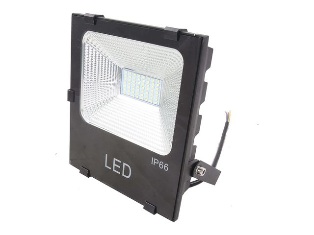 LSC d'ambiance & anti-panique 3000 lumens | Contact NORMEQUIP
