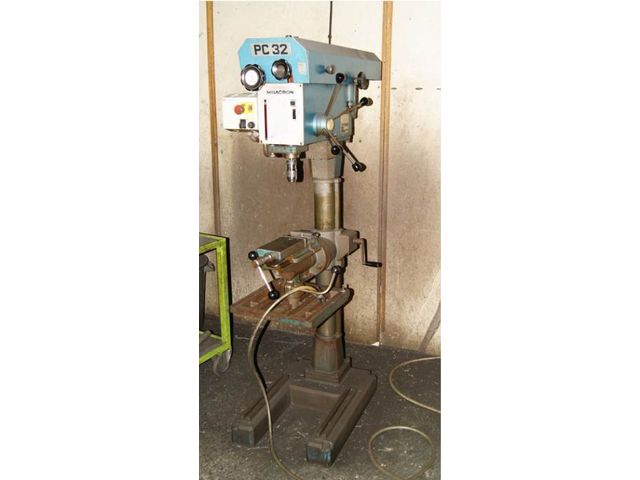 Perceuse Colonne Ronde Az 32v Contact Ibarmia