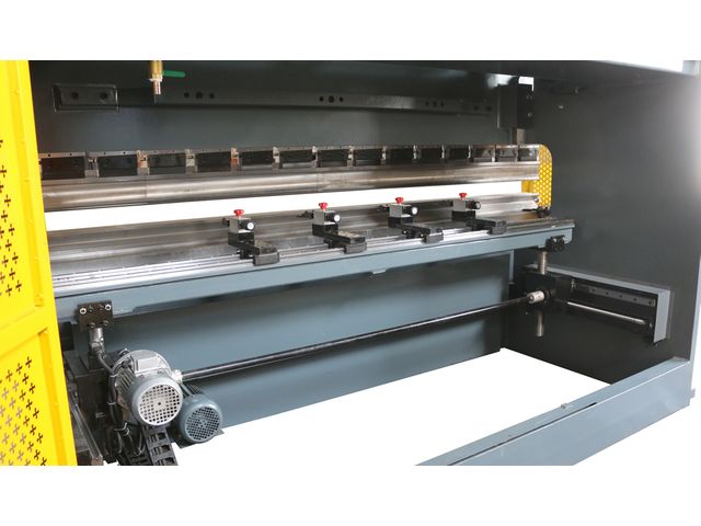 Presse plieuse à commande numérique | LAMINOVA série PE | Contact MARK ...