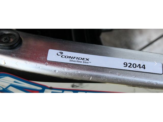 Solution d’étiquetage sur métal monochrone | RFID ZT411 - produit présenté par Zebra Technologies