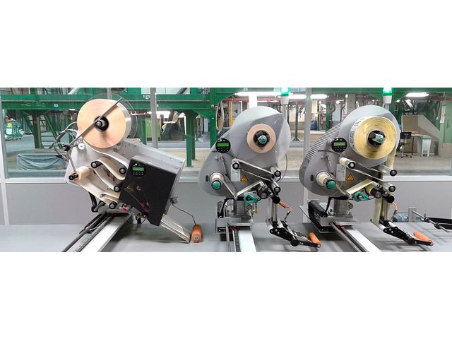 Etiqueteuses pour barquettes, bouteilles, pots, bidons, colis, caisses, palettes