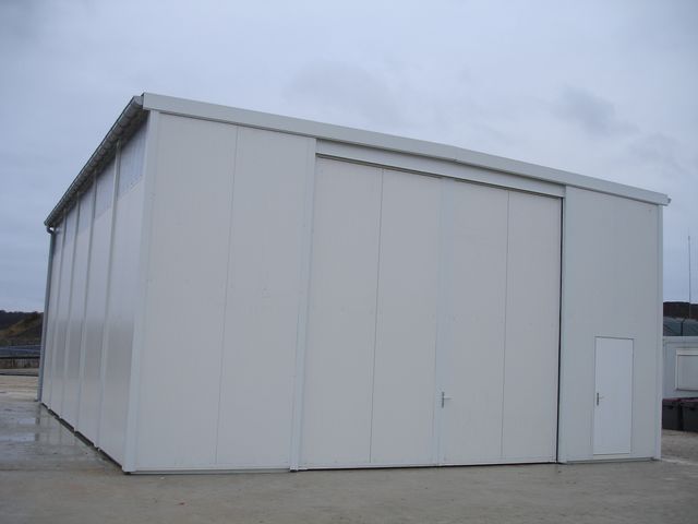 Location et vente de hangars préfabriqués pliables