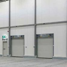 Portes rapides rigides avec ThermoFrame | Iso speed cold 100