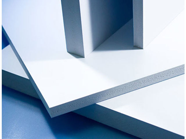 Plaque PVC expansé | KOMACEL®