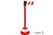Poteau Alu Rouge laqué à sangle Rouge/Blanc hachuré 3m x 100mm sur socle Balise - 2700122