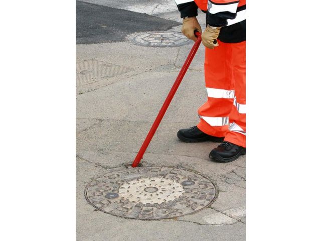 Solution de levage aimanté pour l’amélioration des conditions de travail pour les ouvriers VRD - LIFTPLAQ