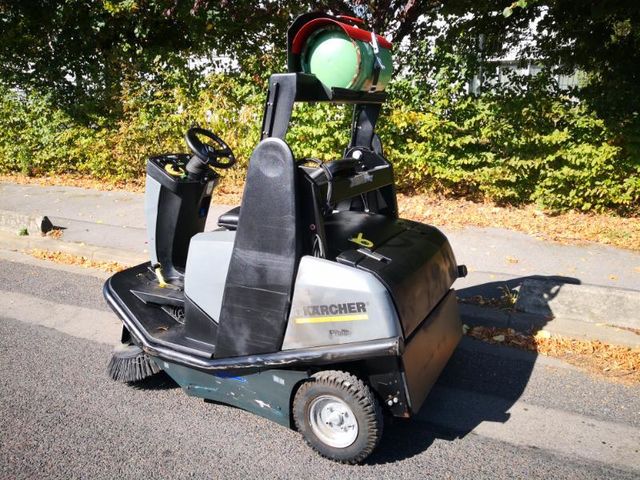 Balayeuse industrielle d’occasion Kärcher KM120/150 | 15958
