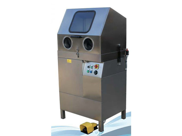 Fontaine cabine en inox à haute pression 24 bars en sortie de buse : ECO HIGH PRESSURE 750 mm