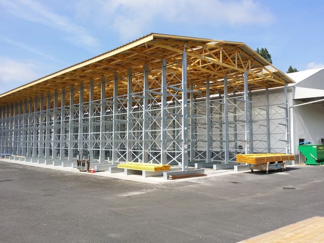 Cantilever galva avec toiture