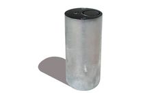 Fourreau à clé pour poteau de voirie