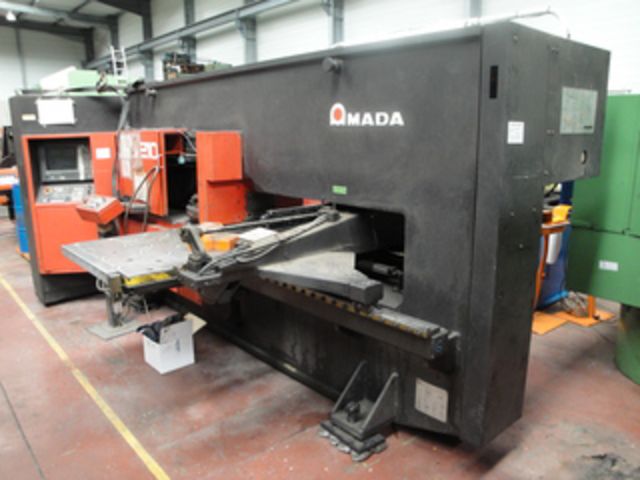 Poinçonneuse à tourelle à commande numérique AMADA - Type : ARCADE 210