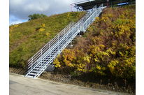 Escalier droit pour accès maintenance
