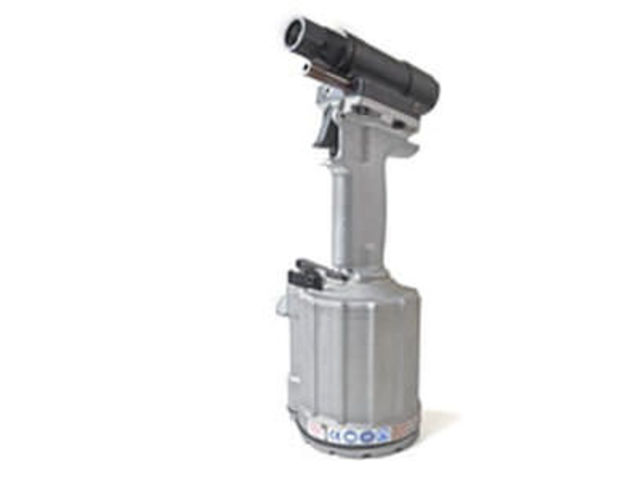 Riveteuse hydropneumatique sur pied pour rivet aveugle à répétition : 244BT