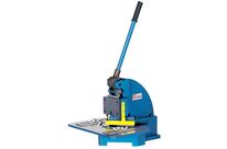 Machine d'encochage AKM