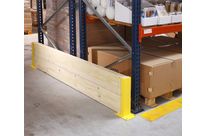 Protection de rayonnage par madrier