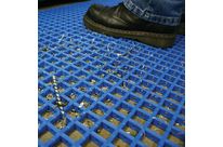 Caillebotis antidérapant en PVC  maille 22x22 mm | COBAmat STANDARD 