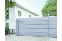 Porte de garage assortie à la façade