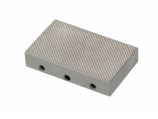 Mâchoire à grip pyramidal | AD 0057