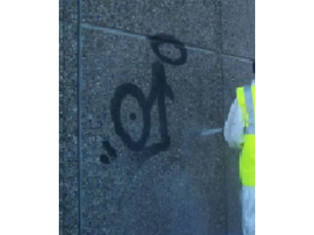 Vernis PU 550 antigraffiti brillant et satiné