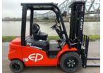 Chariot élévateur électrique lithium 3 tonnes – EP Equipment EFL303