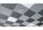 Dalles plafond en métal déployé