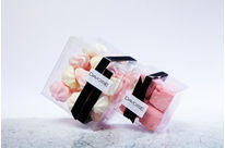 boîtes cubes transparents