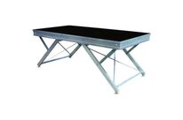 Estrade avec plancher réglable en hauteur