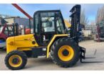 Chariot élévateur tout-terrain 3 tonnes 5,5 m – JCB 930