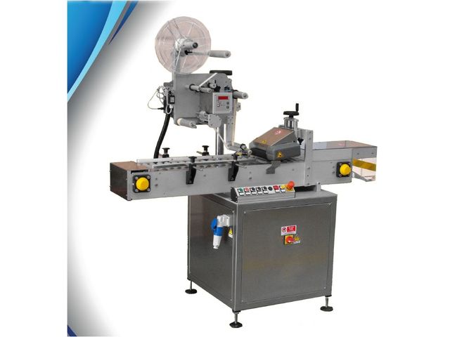 Système automatique d’étiquetage enveloppant de produits cylindriques instables : Modèle 5006