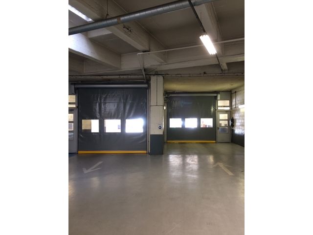 Porte souple et rapide à enroulement adaptée aux parkings | Planézip 