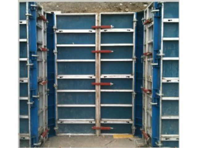 COSMOS Alu Renforcé