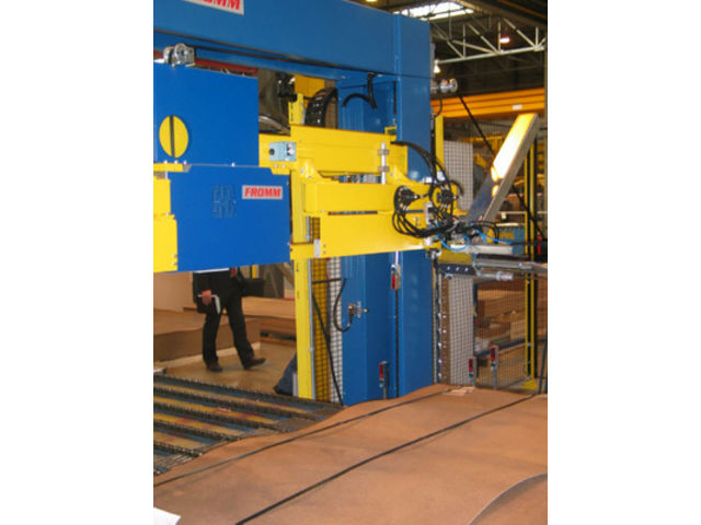 Machine automatique de cerclage pour la sidérurgie | PM 100 000 