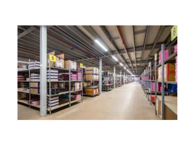 Rayonnages pour les bureaux et l’industrie