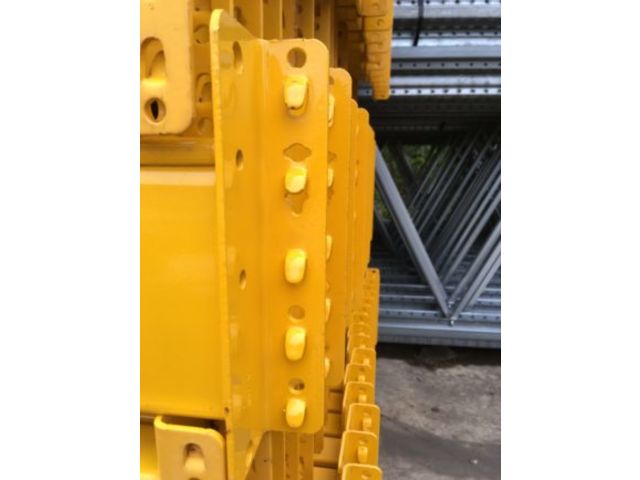 Rayonnage cantilever pour stockage extérieur