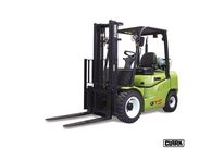 Chariot élévateur thermique | Clark GTS33