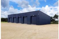 Bâtiment industriel isolé de 240m² avec 5 box de location de 48m²