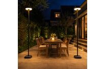 Lampe Solaire Extérieure Noire 15W CCT avec Mât 2,5m + Télécommande - 3000K/4000K/6000K