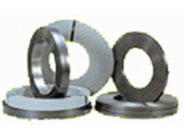 Feuillard métal bleui 12.7 x 0.5 MM en galette +- 18 Kgs R: 476 daN