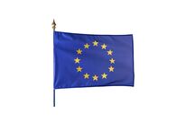 Drapeau européen fixé sur hampe