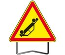 Panneaux de danger temporaire "AK31 Accident" sur pieds T1 taille 700