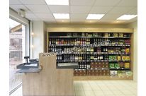 Mobilier pour l'agencement de supérettes, épiceries, magasins de proximité