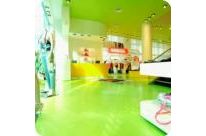 Revêtements de sol autolissants