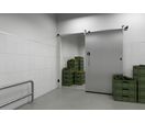 Porte coulissante pour chambre froide et chambre grand froid