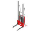 Gerbeur Lev à levée électrique avec fourches coulissantes