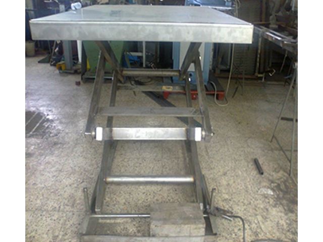Table élévatrice pour applications industrielles de mise à niveau – Type MT 