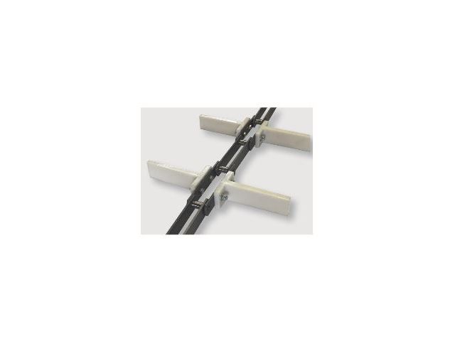 Chaîne de convoyeur à racloirs en polyamide pour manutention de vrac