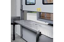 Portes sectionnelles pour chargement/déchargement de camions ou containers et camionnettes | Parcel-Walk